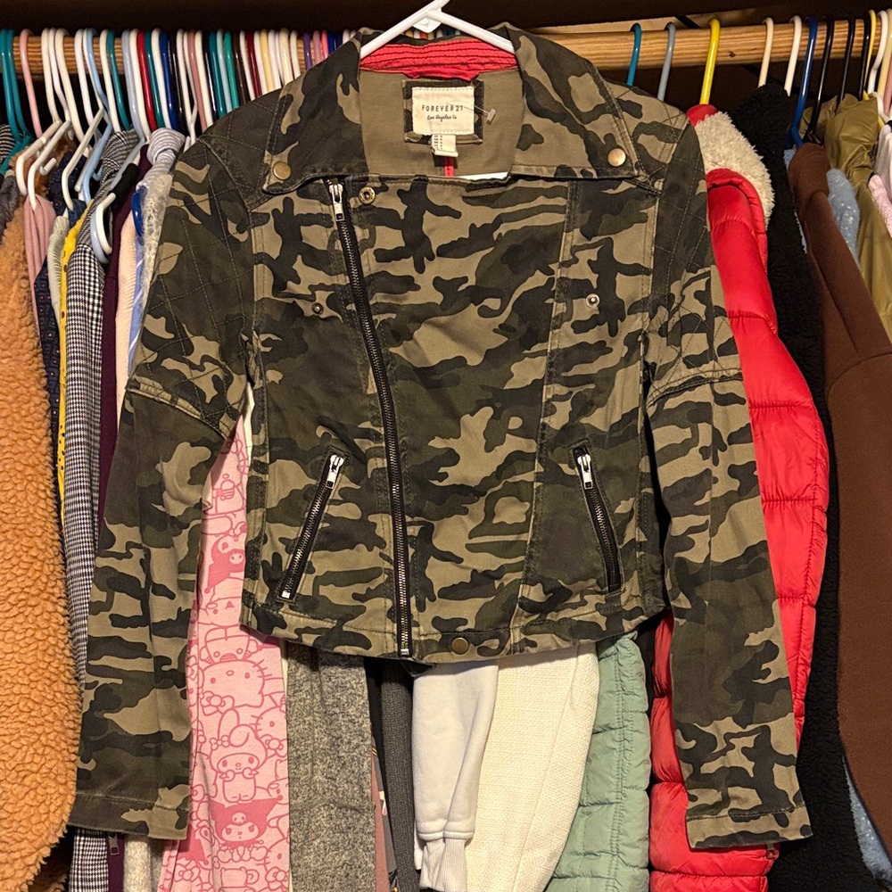 Forever 21 Camouflage Utility Jacket